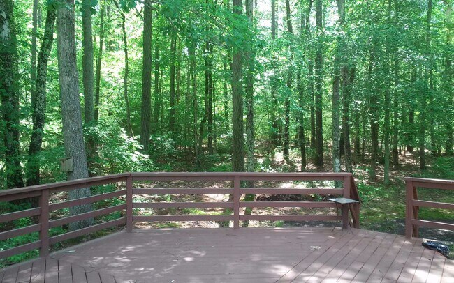 Foto del edificio - Country living in Glen Allen three bedroom2.5 bath home.