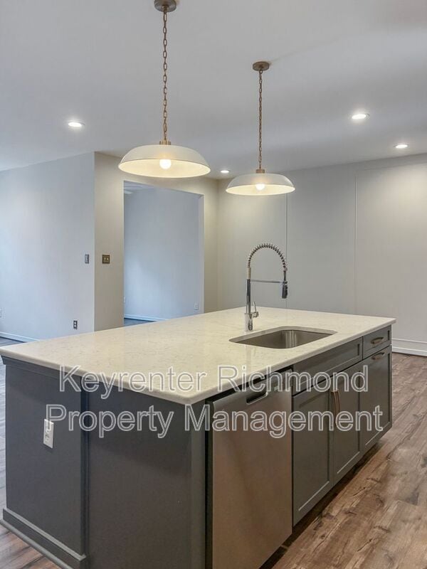 Building Photo - 18341 Palisades Ct