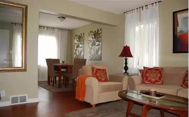 Foto del edificio - 14085 Dale St