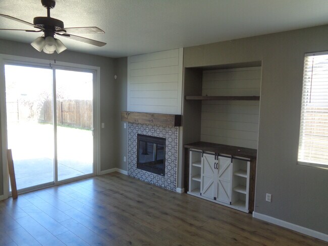 Foto del edificio - 1157 Silver Spur Way