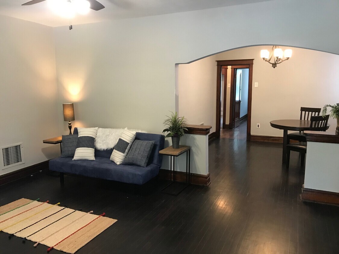 Foto principal - Newly renovated home in South Hampton! Wit...