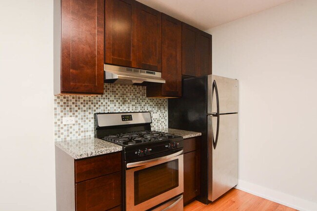 Foto del edificio - 11-811 W Elm St