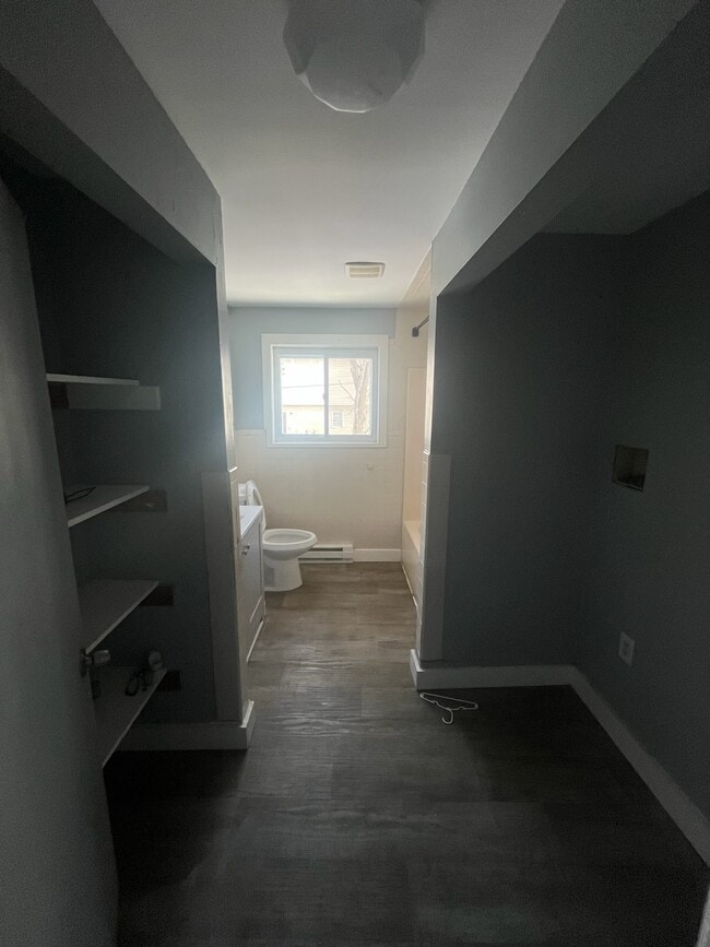 Building Photo - 11 Elizabeth St