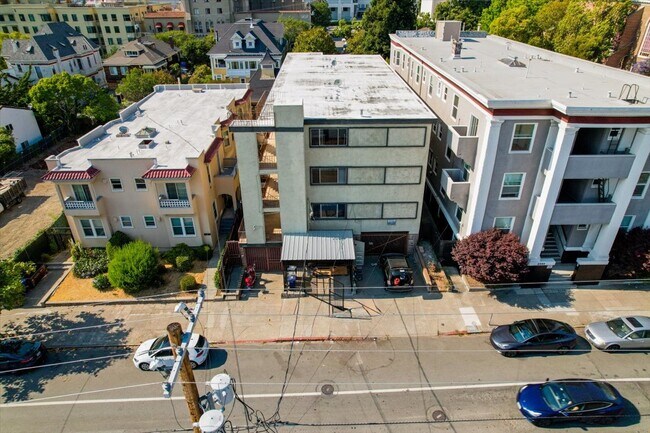Foto del edificio - 2329 Channing Way
