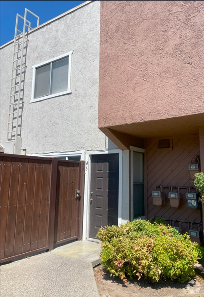 Building Photo - 325 Standiford Ave