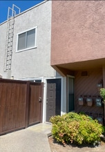 Building Photo - 325 Standiford Ave