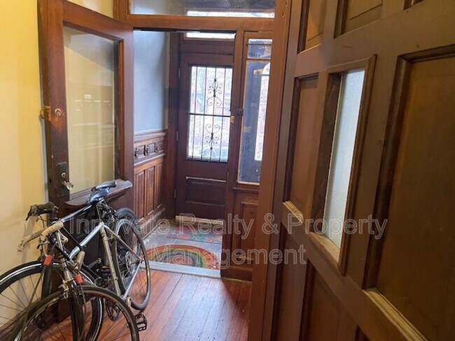 Foto del edificio - 4416 Locust Ave
