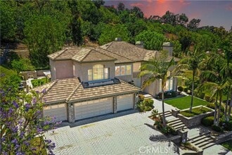 Building Photo - 2579 Palomino Dr