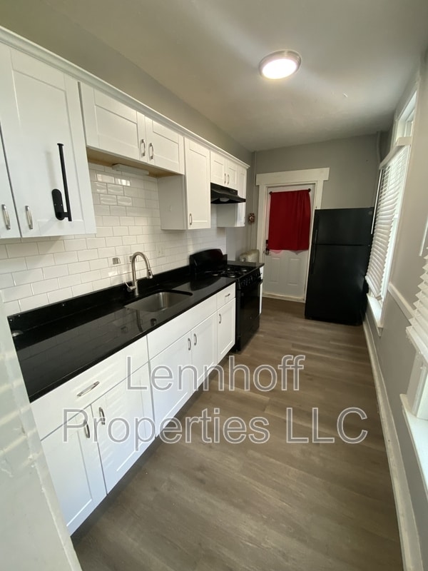 Foto del edificio - 146 Walnut St