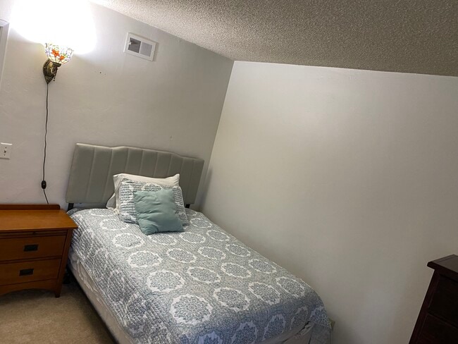 Foto del edificio - 7359 Gribble St