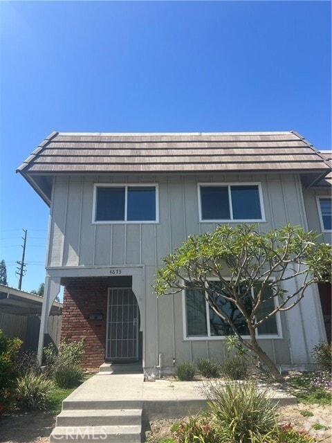 Building Photo - 4673 Larwin Ave