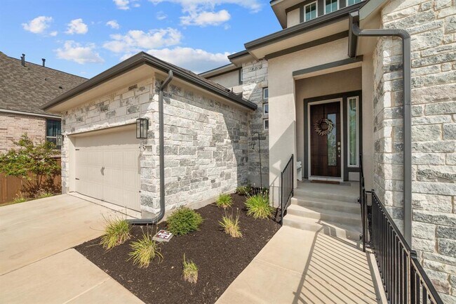 Building Photo - 933 Donna Roland Ct