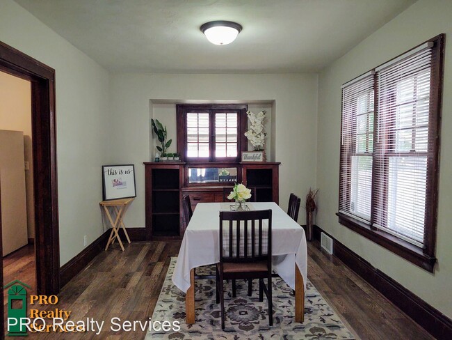 Building Photo - 3 br, 1 bath House - 1306 Rice St
