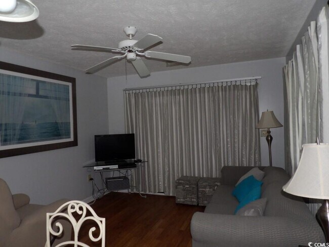 Foto del edificio - 4266 Pinehurst Cir