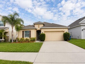 Building Photo - 410 Taft Dr