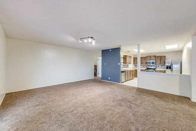 Building Photo - 6863 Cypress Mist Dr