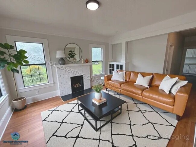 Foto del edificio - Gorgeous 2 story, 3 bedroom / 2bathroom ho...