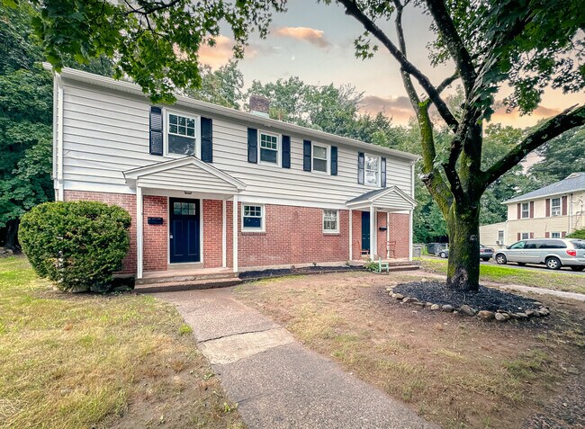 Building Photo - 85 Cold Spring Cir