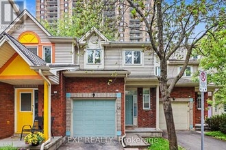 Building Photo - 46 San Remo Private