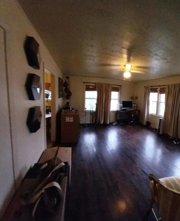 Building Photo - 611 Clifford Dr