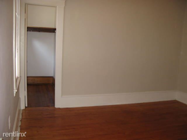 Foto del edificio - 1 br, 1 bath Apartment - 130 Deane St