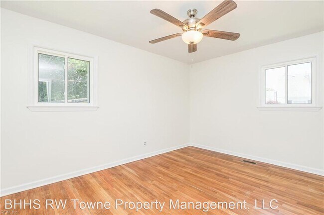 Building Photo - 4 br, 2 bath House - 4736 Hunting Hill Ct