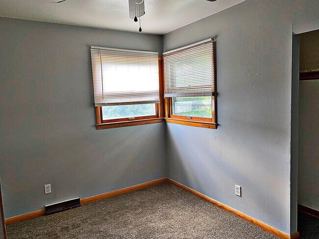 Foto del edificio - 5672 N 87th St