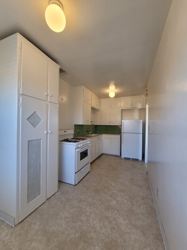 Foto del edificio - 3716 Ingraham St