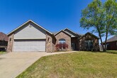 Foto principal - 1206 W Willowbend Dr