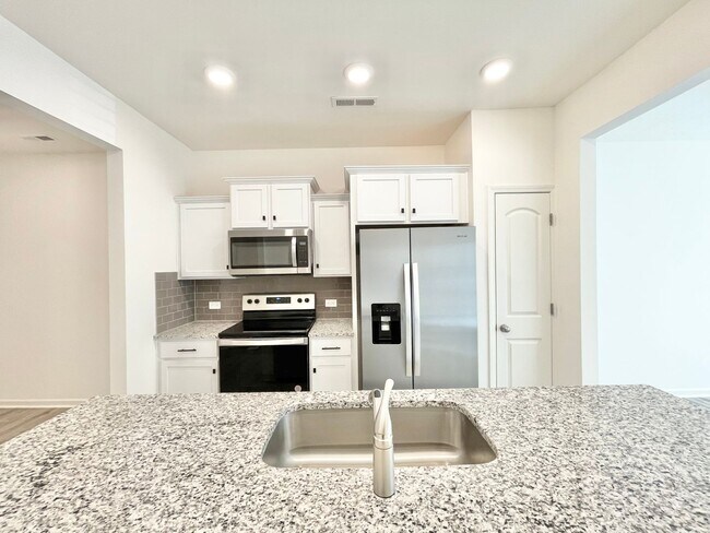 Foto del edificio - 2 br 2.5 ba  Charming townhome community  ...