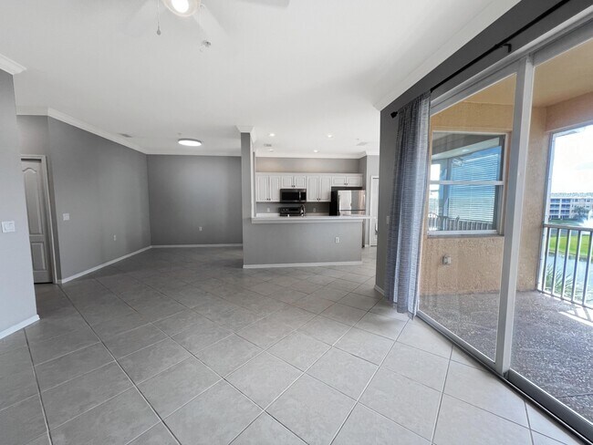 Building Photo - 8550 Kingbird Loop
