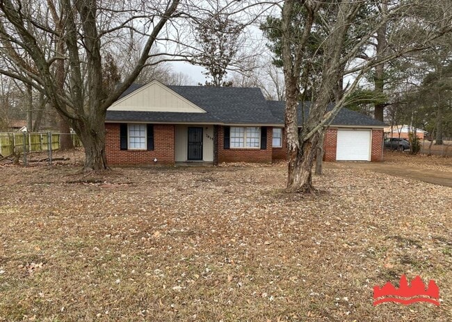 Foto del edificio - 7815 Armour Rd