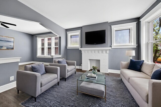 Foto del edificio - 3526 S Spring Ave
