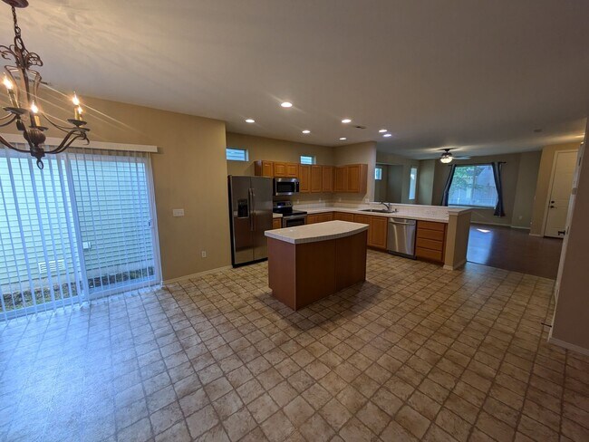 Foto del edificio - 7608 Traditions Ave NE