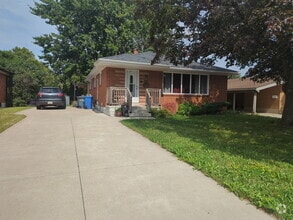 1060 WatsonAve - 1060 Watson Av