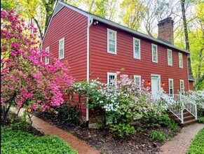 Building Photo - 3930 Victoria Ln