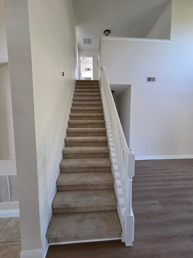 Foto del edificio - 2819 Roseglen Way