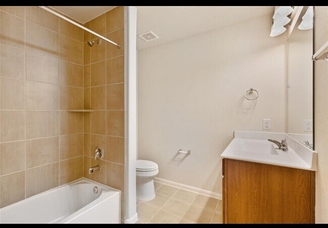 Foto del edificio - 5617 Evanston Ln