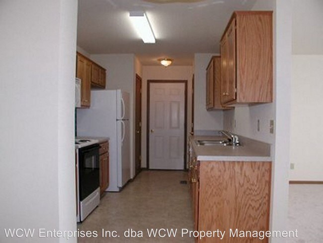 Building Photo - 2120 SW 36th St