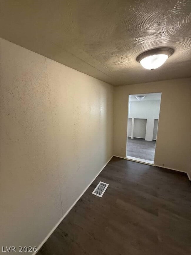 Building Photo - 5051 Sitka Ln