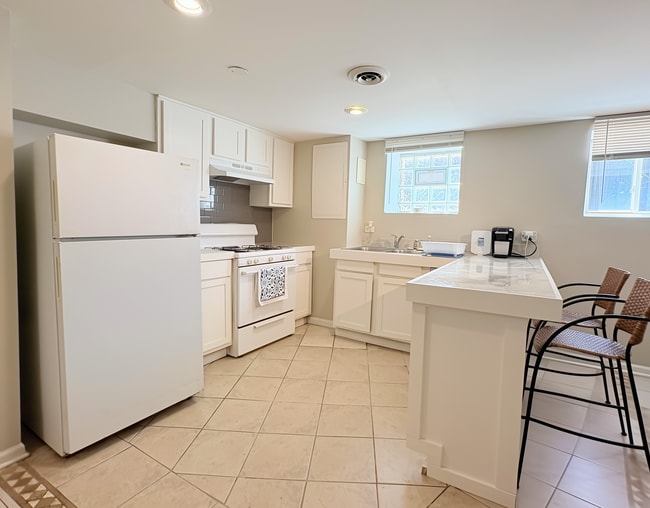 Foto del edificio - 125 S Leavitt St