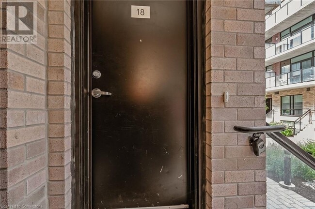 Photo du bâtiment - 861 Sheppard Ave W