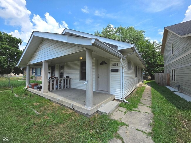 Building Photo - 1838 E Minnesota St