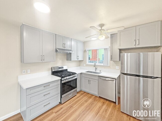 Building Photo - Spacious 4BD/2BA Home in Poway with Large Backyard, A/C & 2-Car Garage