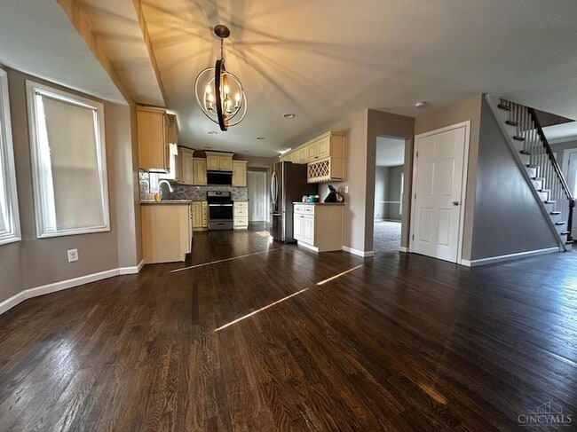 Building Photo - 7305 Cascade Dr