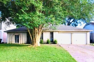 Building Photo - 11427 Newbrook Dr