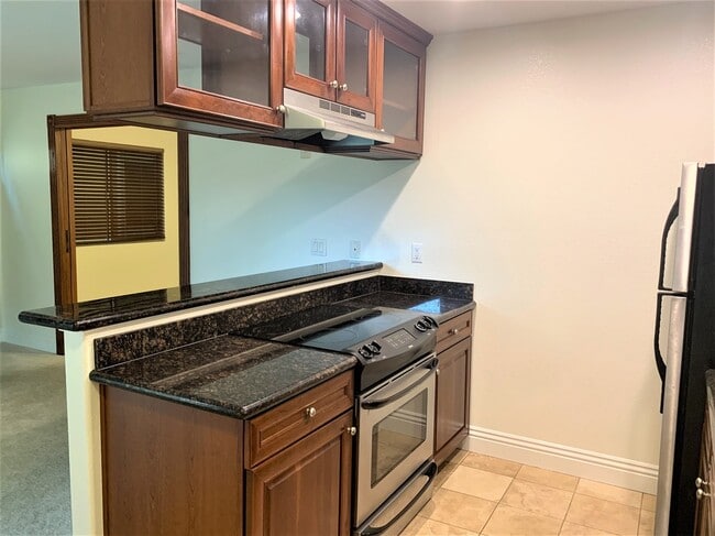 Building Photo - Upgraded Condo Near UCSD!