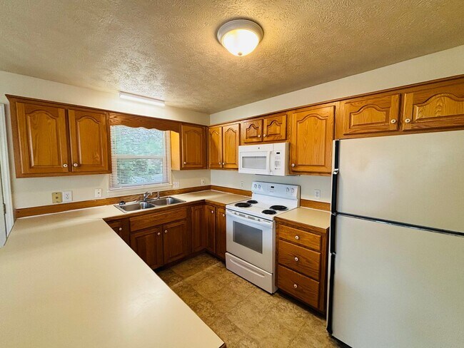 Foto del edificio - 3 Bedroom, 2 Bath House