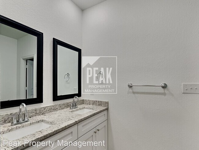 Foto del edificio - 4 br, 2.5 bath House - 5501 Wynwood Dr