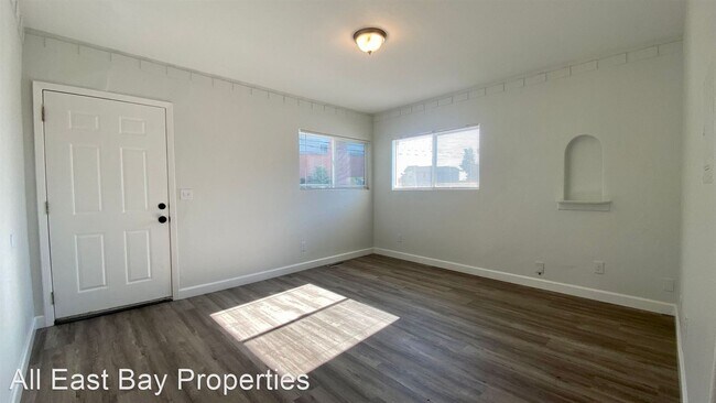 Building Photo - 2 br, 1 bath House - 1719 50th Avenue